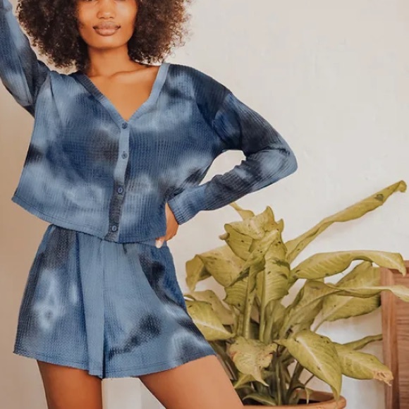 Early Sun Navy Blue Tie-Dye Waffle Knit Shorts - Picture 2 of 7